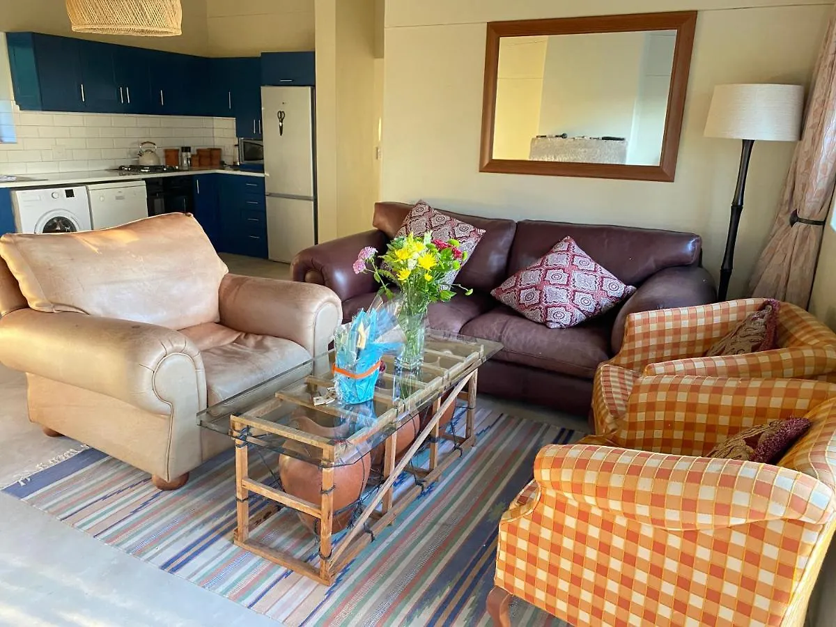 Wild Rose Country Lodge Noordhoek