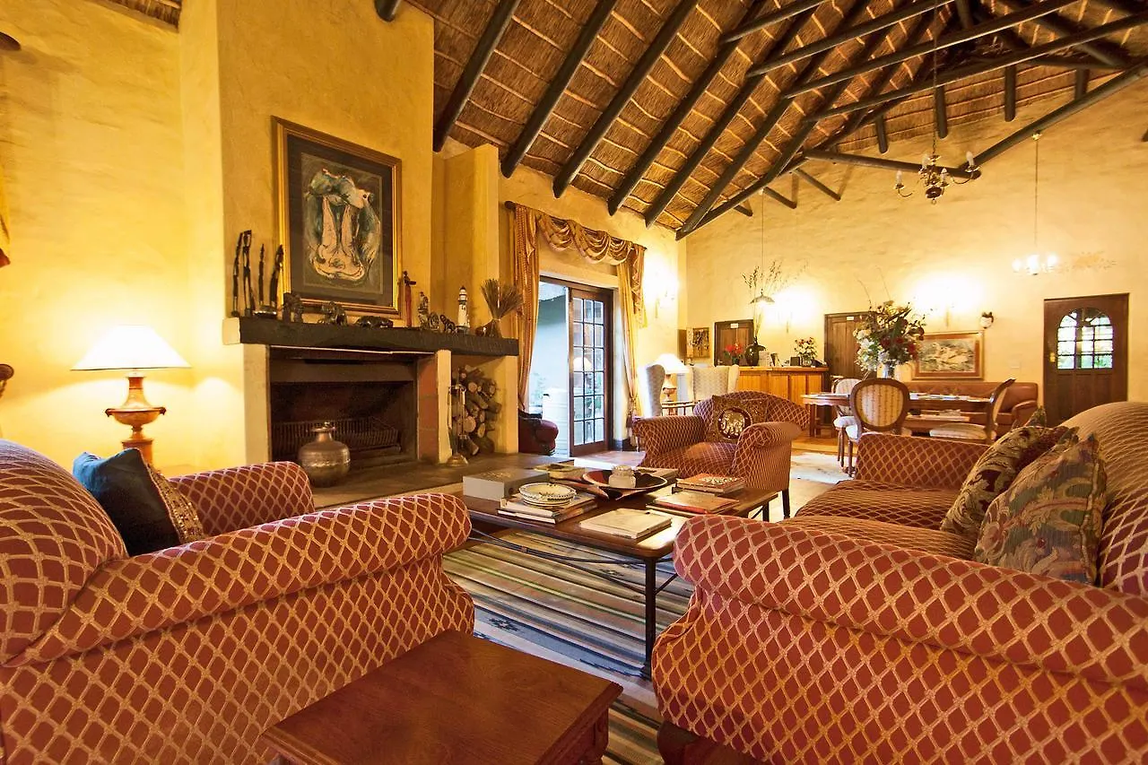 Wild Rose Country Lodge Noordhoek